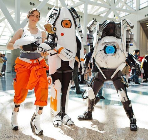 Portal cosplay Portal Cosplay, Portal Fanart, Portal Memes, Companion Cube, Portal Art, Best Cosplay Ever, Random Games, Aperture Science, Portal Game