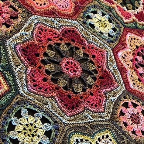 Lizzie Montgomery on Instagram: "Bit of an experiment. This blanket incorporates octagons from @janiecrow ‘s Persian Tiles pattern with squares I designed myself. Yarn is @scheepjes Catona cotton🌷 . . . . #crochetblanket #crochetafghan #crochetcolors #crochetcolours #crochetinspo #crochetinspiration" Persian Tiles Pattern, Scheepjes Catona, Persian Tiles, Tiles Pattern, Crochet Afghan, Tile Patterns, Crochet Blanket, Persian, Yarn