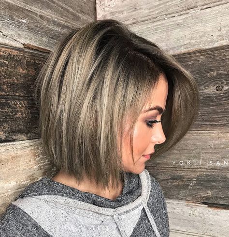 30+ Stylish Layered Hairstyle Ideas For Every Women This Year Mid Length Bob, Neck Length Hair, Haircuts 2022, Medium Bob Hairstyles, Long Bob Haircuts, Long Layered Haircuts, Super Hair, Long Bob Hairstyles, Haircut For Thick Hair