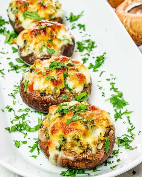 Stuffed Portobello Mushroom Recipes, Mushroom Cap Recipes, Portobello Recipes, Stuffed Portobello Mushroom, Portabella Mushrooms Recipes, Ground Beef Breakfast, Stuffed Portobello Mushrooms, Portobello Mushroom Recipes, Mushroom Recipes Healthy