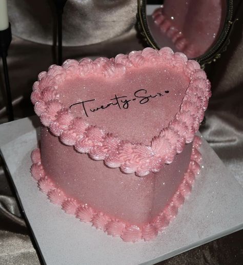 21st Birthday Cake Ideas For Her Pink, Heart Shaped Cakes 21 Birthday, Pink 21st Birthday Cake, 21st Birthday Cake Heart Shape, Pink Disco 21st Birthday, 21st Birthday Cake Pink Whitney, 21st Birthday Cake, 21st Birthday, Bday Party