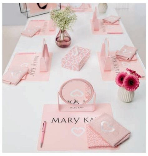 Mary Kay Display, Kosmetyki Mary Kay, Mary Kay Gifts, Mary Kay Marketing, Imagenes Mary Kay, Mary Kay Party, Mary Kay Pink, Mary Kay Skin Care, Mary Kay Consultant