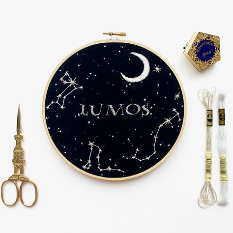 Harry Potter Lumos, Canis Major, Harry Potter Quilt, Sirius Star, Harry Potter Crafts, Star Embroidery, Sewing Embroidery Designs, Hand Embroidery Design, Embroidery Hoop Art