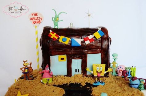 Krab Shack Sponge Bob Cake Lego Spongebob, Spongebob Theme, Spongebob House, Spongebob Christmas, Cool Gingerbread Houses, Spongebob Cake, How To Make Gingerbread, Spongebob Party, Gingerbread House Kits