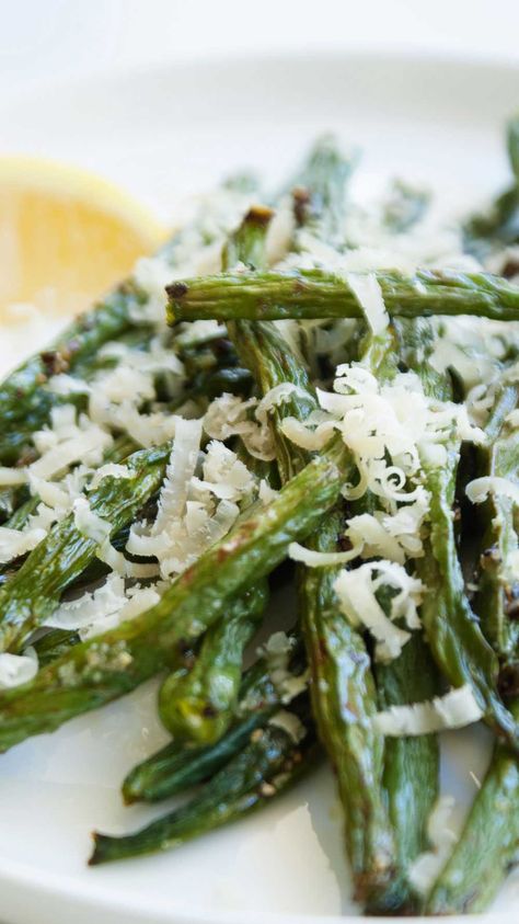 Roasted Green Beans with Parmesan and Rosemary Roasted Green Beans With Parmesan, Rosemary Green, Roasted Green Beans, Delicious Meals, Summer Recipes, Grocery Store, Side Dish, Green Beans, Parmesan