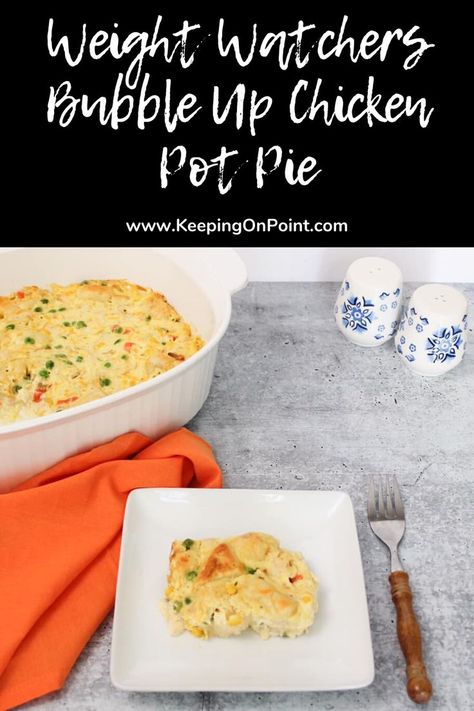 Weight Watchers Bubble Up Chicken Pot Pie - this is an easy weeknight meal! Ww Chicken Pot Pie Recipe, Bubble Up Recipes, Bubble Up Chicken Pot Pie, Bubble Up Chicken, Ww Casseroles, Heathy Eats, Low Points Weight Watchers, Weight Watchers Meals Dinner, Keeping On Point