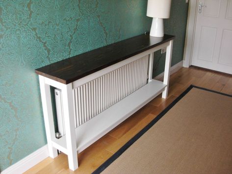 10 Cool Ways To Improve Your Home With a DIY Radiator Cover Radiator Cover Ideas, Diy Radiator Cover, Ladder Shelf Diy, Radiator Shelf, Home Radiators, Radiator Covers, Narrow Table, Hallway Designs, Diy Holz