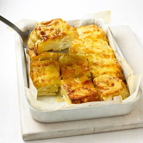 Cheese Topped Dauphinois Potatoesredmagazine Mary Berry Recipes, Mary Berry Christmas, Dauphinoise Potatoes, Recipe With Cheese, Potatoes Dauphinoise, Mary Berry Recipe, Berry Recipes, British Baking, Berries Recipes