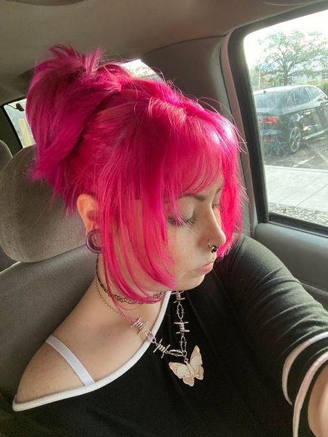 Pink And Bleached Hair, Short Bright Pink Hair, Red And Pink Split Dye, Short Hot Pink Hair, Pink Dyed Hair Ideas, Alt Pink Hair, Bleach London Awkward Peach, Pink Hair Grunge, Bright Pink Hair Color