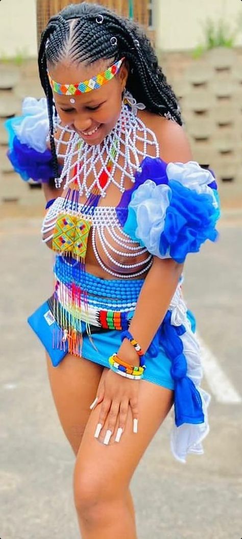 Zulu Women Beauty, Zulu Traditional Attire, Zulu Women, Carnival Fashion, Black Princess, African American Culture, Traditional Attire, African Beauty, African American Women