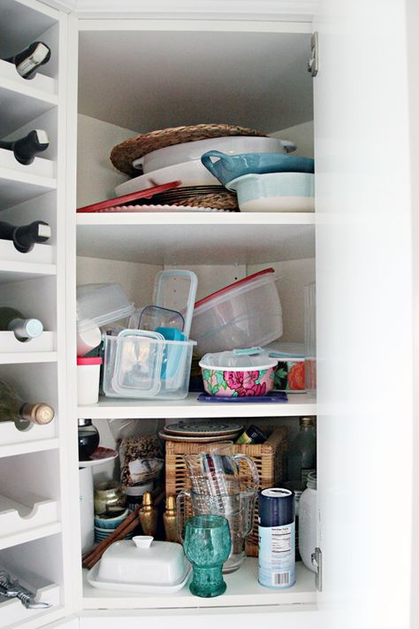 IHeart Organizing: Organized Kitchen Corner Cabinet with a DIY Lazy Susan Corner Cabinet Organization, Tupperware Organizing, Lazy Susan Organization, Corner Kitchen Cabinet, Corner Kitchen, Kitchen Organization Diy, Linen Closet Organization, White Appliances, Kitchen Corner