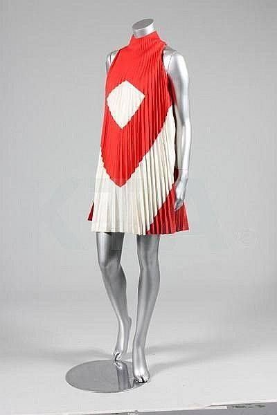 https://www.facebook.com/photo?fbid=10207662988528279 Peggy Moffitt 1960s, 1960s Clothes, Peggy Moffitt, 1960s Clothing, 60's Mod, 1960s Dresses, 1960s Outfits, 1960's Fashion, Fashion 1960s