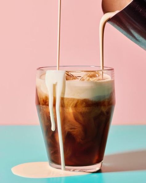 Modern Coffee Photography, Macro Coffee Photography, Coffee Splash Photography, Pouring Coffee Aesthetic, Coffee Studio Photography, Coffee Brand Photoshoot, Coffee Shoot Ideas, Coffe Photo Shoot, Coffee Shoot Photo Ideas