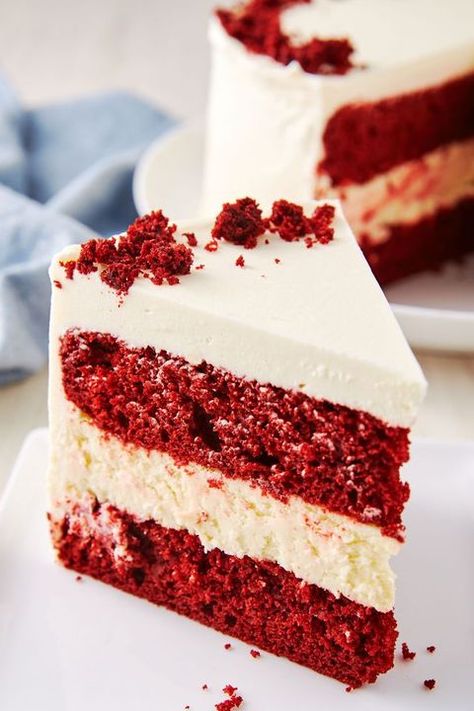 Red Velvet Cheesecake Cake, Cheesecake Cake Recipes, Bolo Red Velvet, Red Velvet Cake Recipe, Velvet Cheesecake, Velvet Cake Recipes, The Cheesecake Factory, Red Velvet Cake Mix, Red Velvet Cheesecake