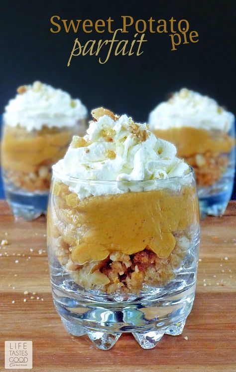 Sweet Potato Pie Parfait | by Life Tastes Good is a deconstructed Mrs. Smith's pie and cool whip recreated into a stunning dessert! Everyone will be impressed by your culinary skills when you serve this new twist on an old favorite! You only need 4 ingredients and about 10 minutes to put these together. No baking required! #ThankfullySweet Parfait Recipes, Potato Pie, Sweet Potato Pie, Köstliche Desserts, Cool Whip, 4 Ingredients, Dessert Recipes Easy, Thanksgiving Recipes, Just Desserts