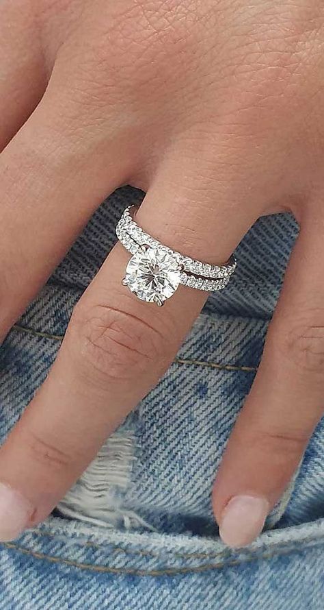 Tiffany’s Engagement Ring, Wedding Rings Engagement Round, Wedding Ring And Engagement Ring Set, Round Engagement Ring With Wedding Band, 2ct Round Engagement Ring, Princess Diamond Rings, 2023 Engagement Rings, Round Wedding Ring Set, Engagement Rings Real