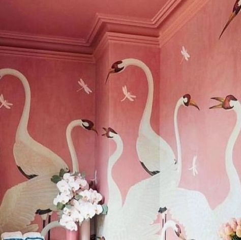 Eclectic territory on Instagram: "I adore this captivating powder room! It’s perfectly pink, and that swan wallpaper has me swooning! 🦢 Photo and design @katewalker_design Via @chinoiserieandchintz #powderroom #bathroom #pink #pinkroom #pinkinteriordesign #powderroomdesign #downstairsloo #downstairsloodecor #marblebathroom #vintageinterior #retrodinterior #decor #tiles #wllapaper #bathroomdesign #furniture #theworldofinteriors #interiordesign #worldofinteriors #cabanamagazine #archdigest #cl Swan Room, Swan Bathroom, Wall Swan, Swan Mural, Swan Wallpaper Bathroom, Vintage Bedroom Swan, Swan Wallpaper, The World Of Interiors, Vintage Bath