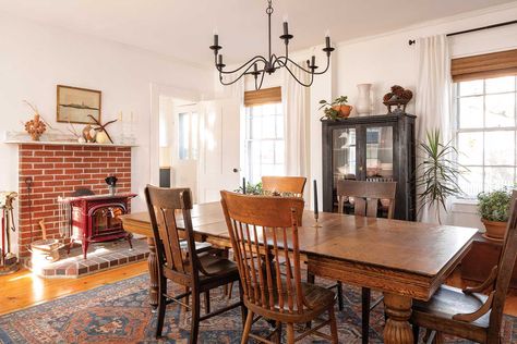 A couple’s artistic passions drive the design in their Waldoboro Greek Revival. Maine Homes, Greek Revival, House And Home Magazine, Style Board, Interior Spaces, House Tours, Beautiful Homes, Breakfast Bar, Maine