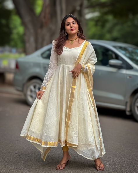 PARVATHI 🌸 || ONAM COLLECTION || CODE:LK281 Look stunning in our traditional cream and golden Onam cotton Anarkali❤️ NOTE: PANT IS NOT INCLUDED . Anarkali length: 47 inches. (Additional charges applicable for full length customisation ) #labelkamra #onlineshopping #shoponline #lehenga #cottondress #dress #dresses #longdress #traditionalwear #frock #labelkamra #ethnicwear #ethnicwearonline #madeinindia #ethnicfashion #traditionaldress #weddingcollection #nursingfriendlydress #narayanpet #... Onam Dress, Christian Bridal Saree, Nursing Friendly Dress, Cotton Anarkali, Long Dress Design, Cotton Kurti, Designer Outfits, Indian Designer Outfits, Indian Designer