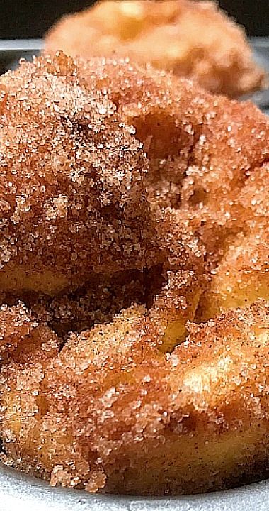 Cinnamon Sugar Desserts, Easy Popovers, Popover Recipe, Yorkshire Pudding Recipes, Breakfast Sweets, Breakfast Pastries, Bread Recipes Sweet, Snacks Für Party, Donut Recipes