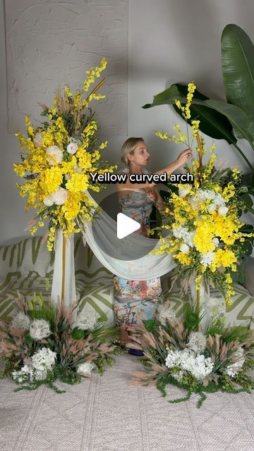 @katty_ferretti on Instagram: "💛Amazon storefront link is in the bio. When you open the link, look for the ‘Yellow Curved Arch’ folder." Arch For Party, Arch Floral Arrangements, Table Arch, Floral Arch Wedding, Bridal Gift Wrapping Ideas, Arch Flowers, Floral Arrangements Diy, Bouquet Arrangements, Summer Soiree