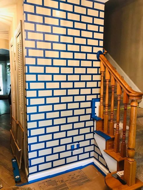 Painting A Faux Brick Wall, Paint Faux Brick Backsplash Kitchen, Diy Faux Brick Backsplash, Diy Brick Accent Wall, How To Paint Brick Wall, Faux Brick Bedroom, Taped Wall Designs Painters, Diy Brick Wall Painting, Painted Brick Accent Wall