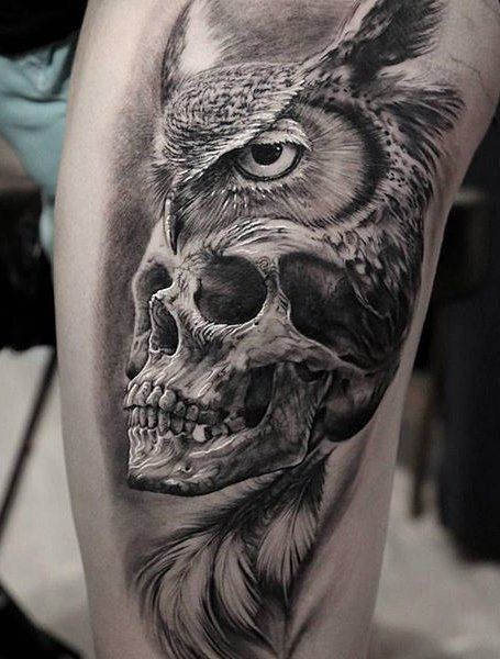 Tattoo With Skull, Owl Skull Tattoos, Mens Owl Tattoo, Realistic Owl Tattoo, Graveyard Tattoo, Tattoo Owl, Skull Tattoo Flowers, Tier Tattoo, Owl Tattoo Design