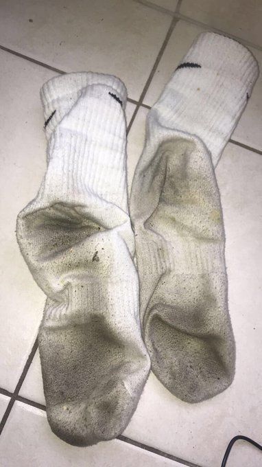 Dirty Socks Outside, Nike Socks Men, Sweaty Socks, Nike Socks Outfit, Scally Lads, Wet Socks, Stinky Socks, Gym Socks, Best Soccer Shoes