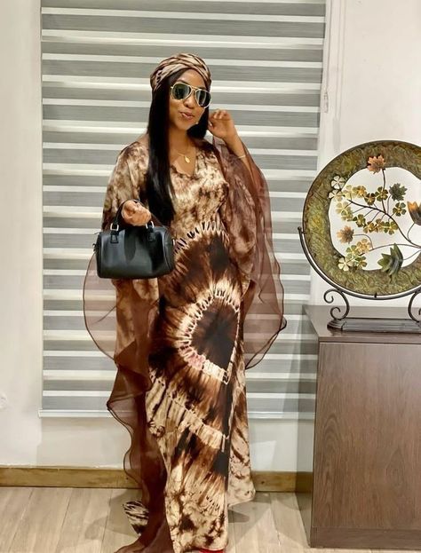 Adire Styles, Brown Silk Dress, Ankara Dress Designs, Chic Dress Classy, African Dresses Modern, African Inspired Clothing, African Print Dress Designs, African Maxi Dresses, African Fashion Traditional