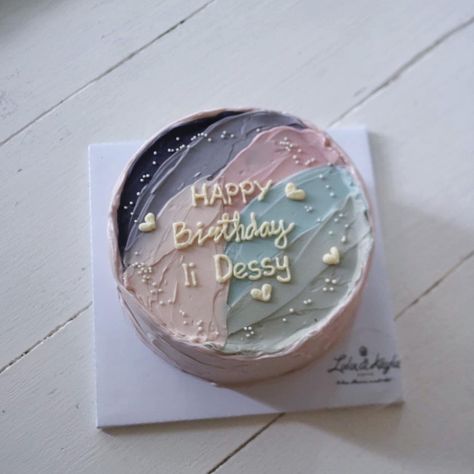 Korean Minimalist Cake, Dessert Cravings, Minimalist Cake, Korean Cake, Simple Cake Designs, Simple Cake, Bento Cake, Baby Birthday Cakes, Tasty Baking