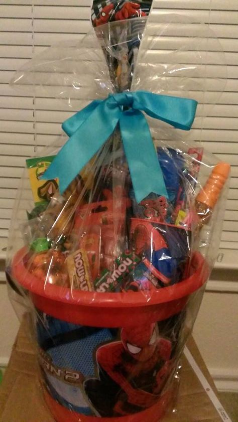 Spiderman Easter Basket, Spiderman Basket, Apple Body Shapes, Holiday Gift Baskets, Apple Shaped, Easter Ideas, Easter Basket, Easter Baskets, Favorite Holiday