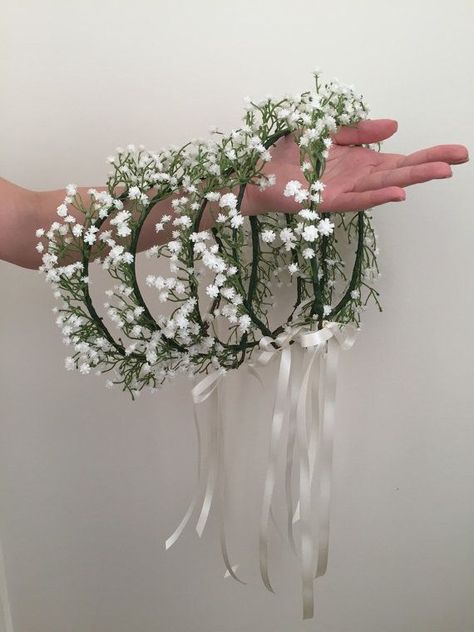 Bridesmaid Flowers Simple, Baby Breath Flower Crown, Gypsophila Flower, Diy Hack, Flower Girl Crown, Girls Crown, Babies Breath, Flower Crown Wedding, Trendy Flowers