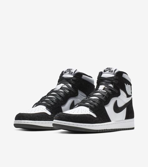 Air Jordan Sneakers Women, Jordans For Women, Air Jordans 1 High, Nike Air Jordan Black, Sneakers Png, Sepatu Air Jordan, Jordan Wmns, Mode Indie, Jordan Women