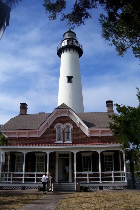 Lighthouses In Georgia, Tybee Island Lighthouse, Places To Visit In Georgia, Southern Usa, Cumberland Island, Girls Weekend Getaway, Southern Travel, Girlfriends Getaway, Girls Trips