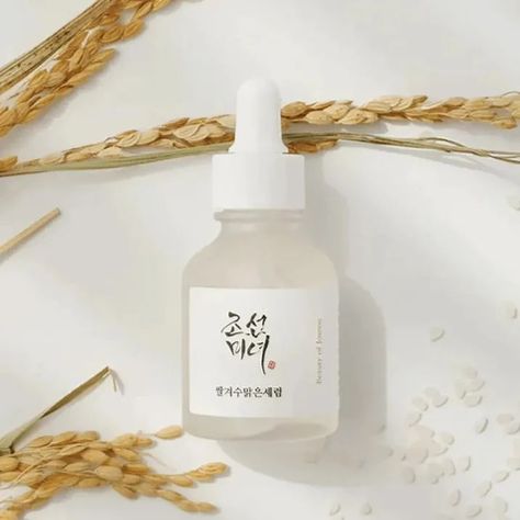 Beauty of Joseon Summer Sale is here!! 🌞 ✨Use code MAHB10 to get Free Delivery with my Highfy link (in bio)🥰 Avail the offer Now! 🔗https://highfy.pk?sca_ref=6093968.wv2j2D6QLj #highfysale #skincareroutine #skincarerituals #skinglow #beautyofjose #glowdeepserum #glowingserum #facialbeauty #beautyproducts #faceglow #serum #skincareproducts #glowingskin #trending #followme #MAHB10 #BeautificationZone Glow Deep Serum, Pakistan Beauty, Glowing Serum, Beauty Of Joseon, Olive Young, Young Skin, Brightening Serum, K Beauty, Korean Skincare