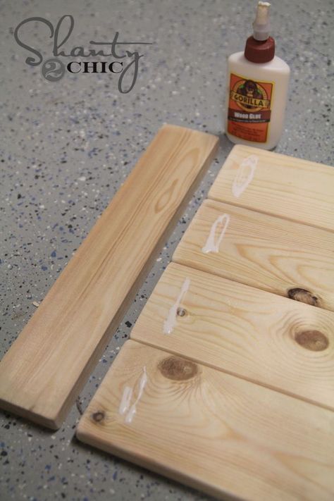 How to make a tray. #diy #woodworking Farmhouse Organization, Diy Serving Tray, Diy Tray, Into The Wood, Diy Outdoor Decor, Diy Holz, Organization Decor, Into The Woods, Wood Tray