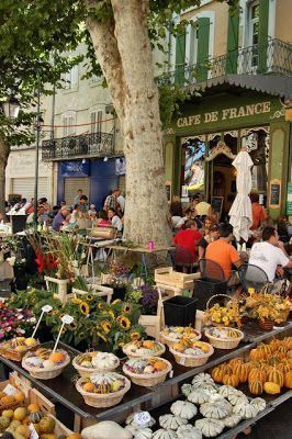 Sunday Market, France Aesthetic, San Tropez, French Lifestyle, Market Day, Southern France, French Market, Outdoor Market, Provence France