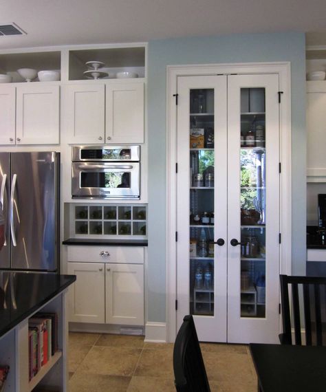 Pantry door ideas to make your kitchen come to life Kitchen Pantry Door, Rustic Pantry Door, Pantry Designs, Pantry Door Ideas, Kitchen Pantry Doors, Glass Pantry Door, Glass Pantry, Built In Pantry, Double Doors Interior