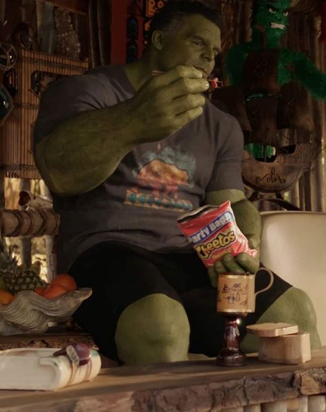 Smart Hulk, Hulk Tattoo, Hulk Artwork, Mcu Icons, Bruce Banner Hulk, Bad Parenting, We Have A Hulk, Fanfic Ideas, Dr Marvel