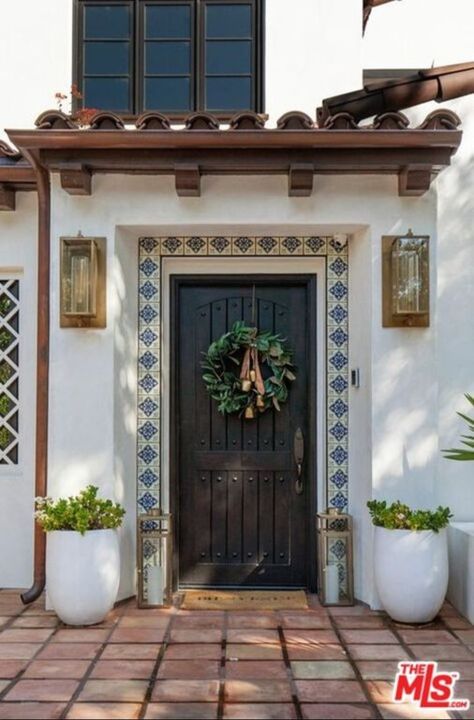 Hacienda Style Front Door, Spanish Style Home Front Door, Spanish Front Porch Ideas, Spanish Colonial Front Door, Hacienda Front Entrance, Front Door Mediterranean, Spanish Style Windows Exterior, Spanish Doors Entrance, Spanish Windows Exterior