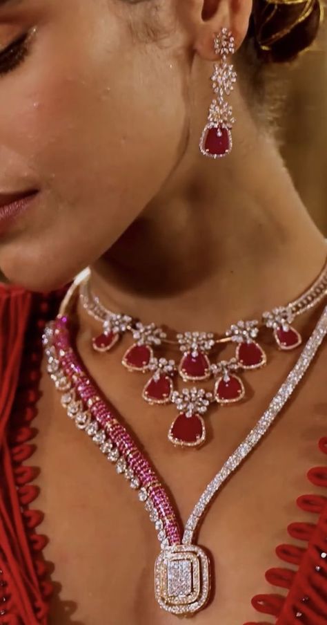 Latest Bridal Jewellery Designs 2023, Iijs 2023, Latest Ruby Necklace Designs, Egyptian Inspired Jewelry, Ruby Necklace Designs, Big Diamonds, Ruby Diamond Necklace, Ruby Jewellery, Bridal Diamond Necklace