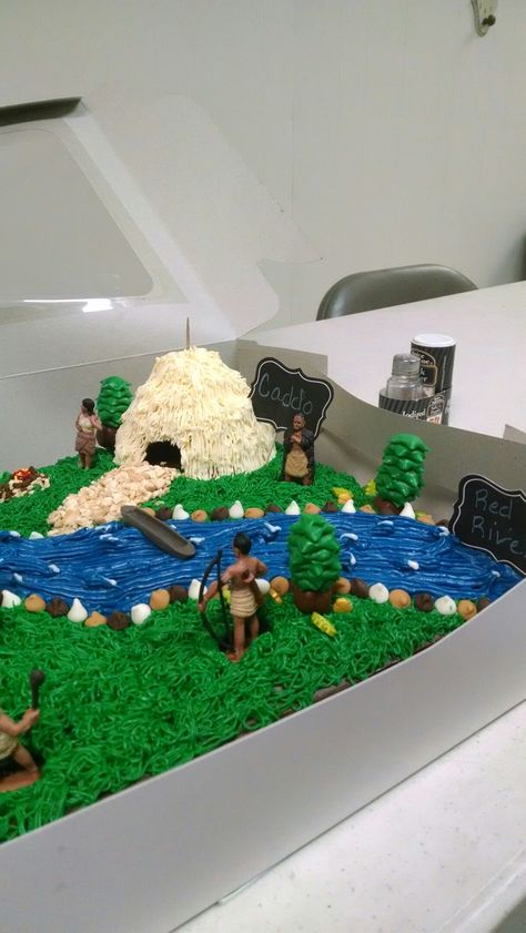 Indian Diaroma Caddo Tribe EATABLE 4th Grade Social Studies Caddo Indians Project, Native American Diorama Projects, Indian Diorama, Native American Houses, American History Projects, Native American Art Projects, Indian Project, Native American Projects, Blackfoot Indian