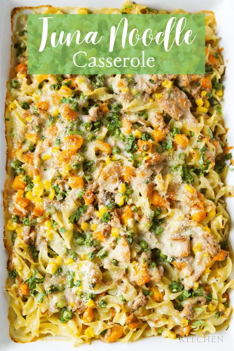 Healthy Tuna Noodle Casserole is loaded with veggies, chunks of wild albacore tuna, and coated with a deliciously light and creamy sauce! It’s a quick and budget-friendly meal you can prepare months ahead of time or whip up for an easy family dinner. Tuna Asparagus Casserole, Tuna Noodle Casserole With Broccoli, Healthy Tuna Noodle Casserole, Albacore Tuna Recipes, Veggie Casserole Recipes, Tuna Zucchini, Spinach Noodles, Tuna Casserole Recipes, Healthy Noodles