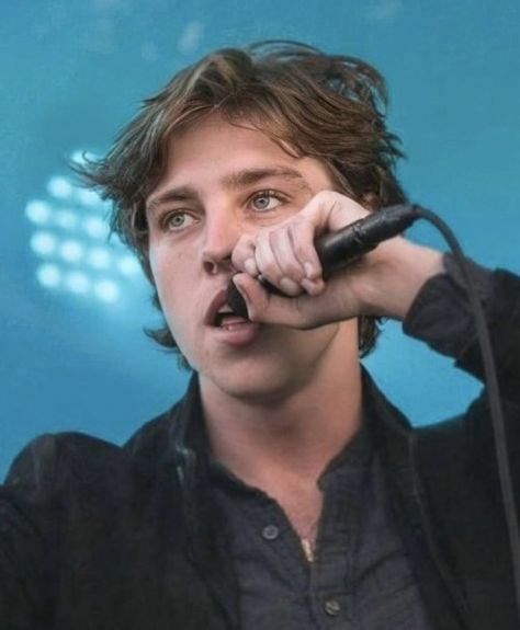 Indie Men, Van Mccann, Ryan Evans, Beauty Standards, Heart Eyes, Boy Hairstyles, Catfish, Male Beauty, Van