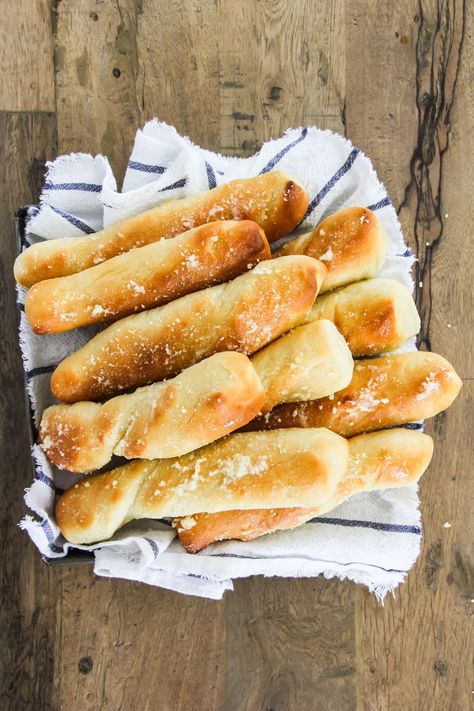 Bread Machine Bread Sticks, Bread Machine Breadsticks, Zojirushi Bread Machine, Bread Machine Recipes Sweet, Curry Bread, Bread Machines, Pretzel Dough, Bread Dough Recipe, Bread Sticks Recipe