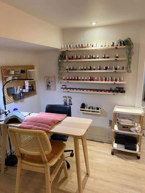 Shelf Decor Nail Salon, Nail Studio Shed, Nail Studio Decor Aesthetic, Nail Studio Ideas Small Spaces Home, Nail Room Set Up At Home, Boho Nail Room, Nail Room Ideas Salons Small Spaces Interior Design, Nail Spa Interior Design Small Spaces, Small Nail Studio