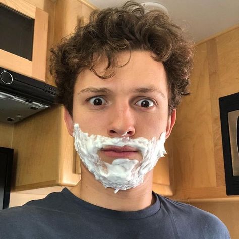 Don Pollo, Tom Holland Zendaya, Tom Holland Imagines, Anak Manja, Tom Holland Peter Parker, Pahlawan Marvel, Best Superhero, Tom Holland Spiderman, Tommy Boy