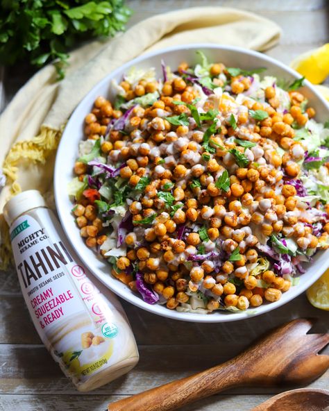 Creamy Lemon Tahini Dressing - BetterFoodGuru Tahini Dressing Recipe, Moroccan Salad, Tahini Recipe, Chopped Salad Recipes, Lemon Tahini Dressing, Spiced Chickpeas, Red Onion Salad, Vegetarian Cabbage, Crispy Chickpeas