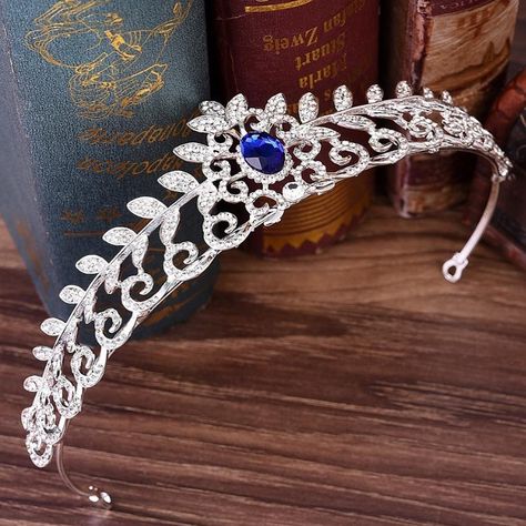 beElemental on Instagram: “The Delight Amulet Tiara is pure magic 🥰💙🥰 Shop now • Link in bio 👆🏿👆🏽👆🏻👆🏼👆🏾” Gold Wedding Crown, Bridal Crown Crystal, Crystal Crown Tiaras, Crystal Wedding Tiaras, Crystal Crown Wedding, Crown Crystal, Beautiful Tiaras, Headband Jewelry, Rhinestone Tiara