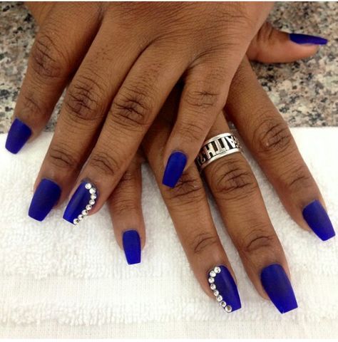 Royal Blue Nails Sparkle, Royal Blue Nails Designs Square, Royal Blue Nails With Glitter, Royal Blue Acrylic Nails Rhinestones, Royal Blue And Silver Nail Designs, Royal Blue Nails With Rhinestones, Royal Blue Wedding Nails, Royal Blue Nails With Gold, White And Royal Blue Nails